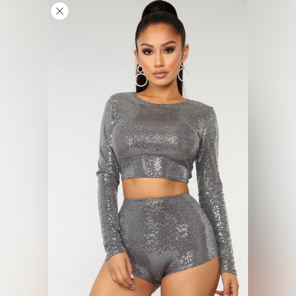Fashion Nova  Silver Disco Ball Sequin Crop Shorts Set